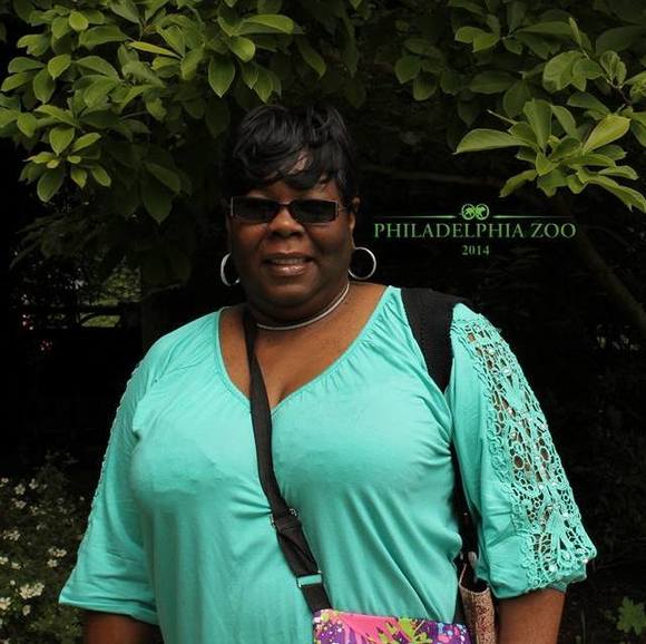 Poshmark profile picture for @faheem